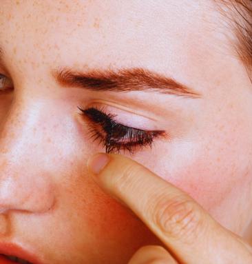 Procedimento dermatológico de peeling químico